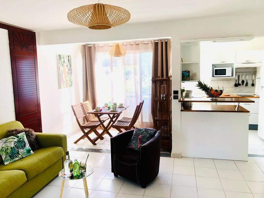 Appartement Hamo Tropical Piscine Proche Plage à Sainte-Anne Extérieur photo